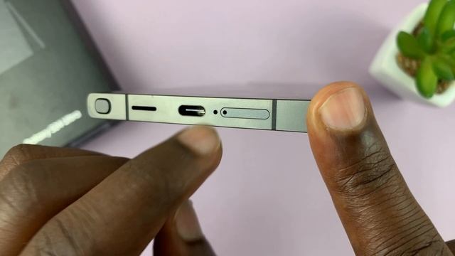 Samsung Galaxy S24 / S24 Ultra: How To Remove SIM Card | Delete an eSIM смотреть онлайн