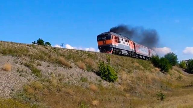 ТЭП70 - 0323 с пассажирским поездом 241И Иркутск - Адлер. смотреть онлайн