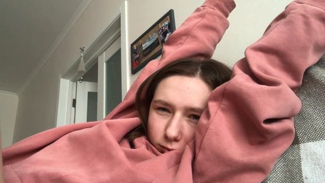 Влог из дома | Йога, разбитое утро (и не одно), мысли об учебе, друзьях и рутинные потанцули смотреть онлайн