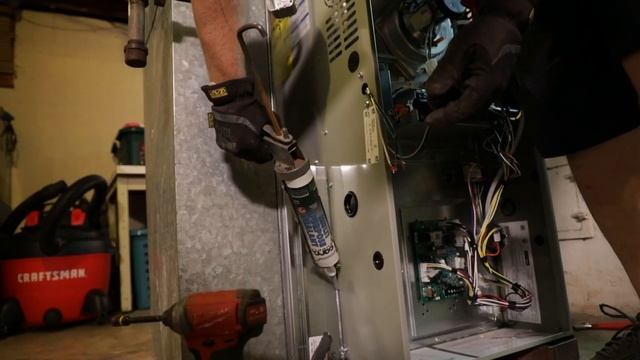 A Day In The Life Of An HVAC Installer - Shane смотреть онлайн