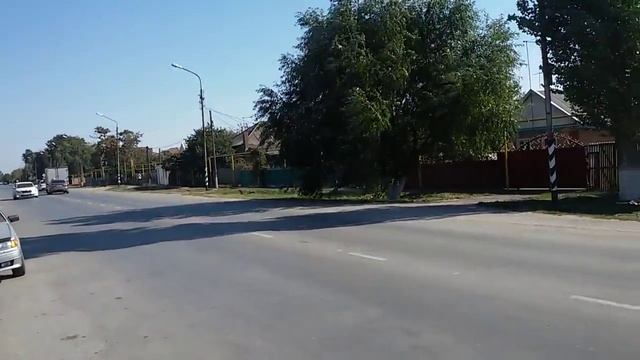 РО, г.Пролетарск, ул.Пионерская,25- видео от входа смотреть онлайн