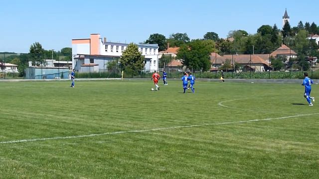 Denis Čelinák 0:1 (Nevidzany U19 - Golianovo U19 3:1) смотреть онлайн