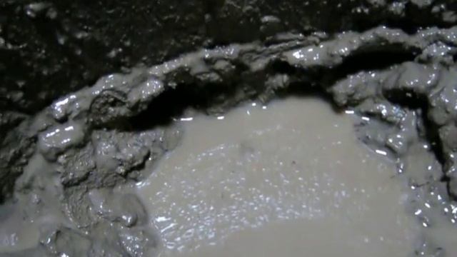 Колодец. Роднички в колодце.