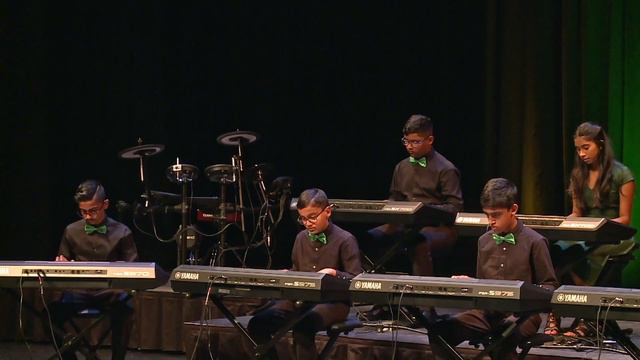 Engeyum Eppodhum | Ninaithale Inikkum | Keyboard Ensemble | M.S. Viswanathan смотреть онлайн
