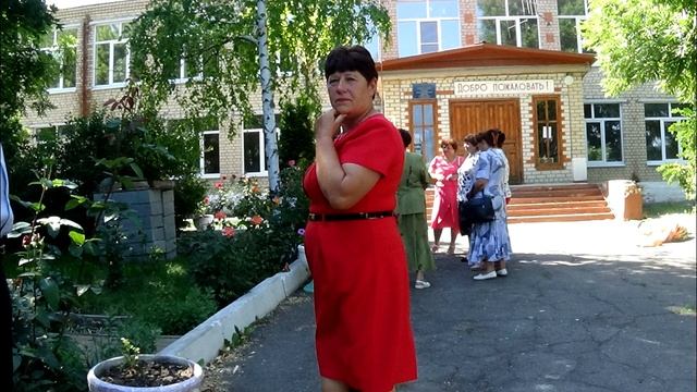 ВСТРЕЧА ОДНОКЛАССНИКОВ 40 ЛЕТ СПУСТЯ реж м п и смотреть онлайн