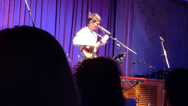 Osric Chau - A Little Rough смотреть онлайн