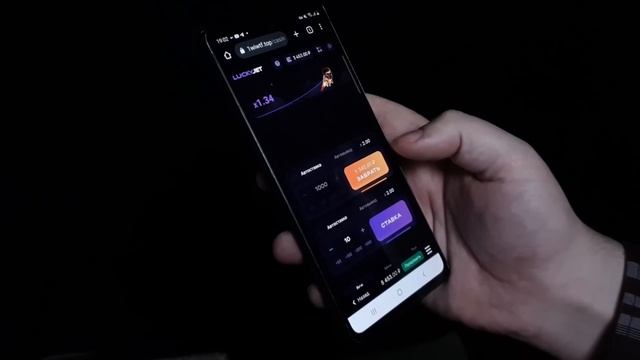 Реакция Саши Стоуна на дисс Милохина | Дашу Карейку называют мужиком смотреть онлайн