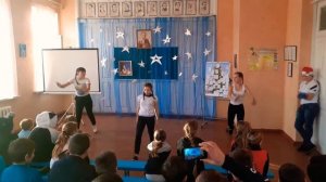 #танец #2019-2020 #крутой_танец #школа     Танец в школе. Очень простой для 8 класса