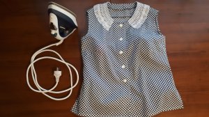 Сшить блузку без рукавов. Раскрой, обработка пройм, горловины, низа блузки, разрезов в боковых швах.