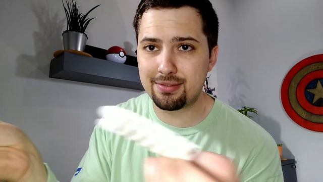 How To Hang Pictures with Command Strips! смотреть онлайн