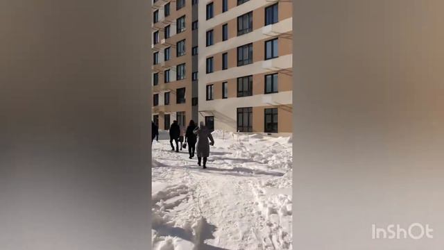 Появилась на продаже классная студия в Цветах Башкирии. Сори за вертикальное видео смотреть онлайн