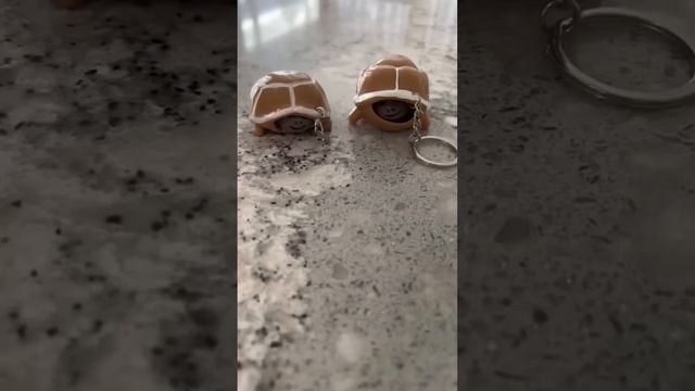 Cake OR Fidget Toy?! CUTTING THEM ? | Mrs. Bench смотреть онлайн