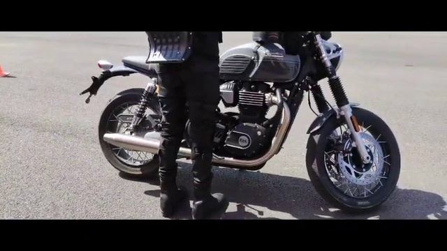 Gaokin/Brixton walk-around and exhaust sound смотреть онлайн