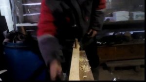 Самоделка для двуручной пилы,чтобы пилить в одного.