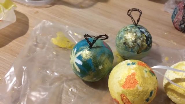 Новогодние шары своими руками#подготовка к новому году.. смотреть онлайн