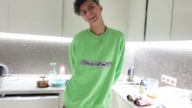 МОЙ ПЕРВЫЙ РАЗ...(кукинг) Feat. ХАННА МОНТАНА - ИНДУС