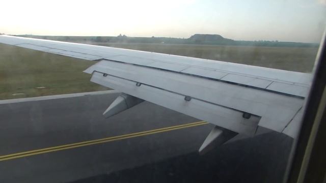 Landing at Ruzyně airport flightQS691,Travel service Boeing 737-800 (HD) смотреть онлайн