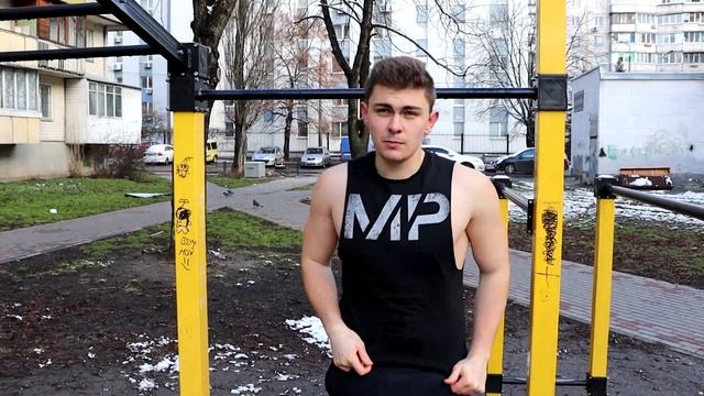 НЕПРАВИЛЬНАЯ/ПРАВИЛЬНАЯ ТЕХНИКА ВЫПОЛНЕНИЯ ОТЖИМАНИЙ НА БРУСЬЯХ смотреть онлайн