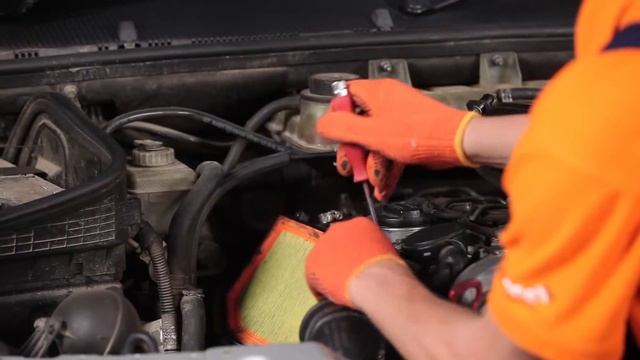 Как да сменим Въздушен филтър за двигател на MERCEDES-BENZ M W163 [ИНСТРУКЦИЯ] смотреть онлайн
