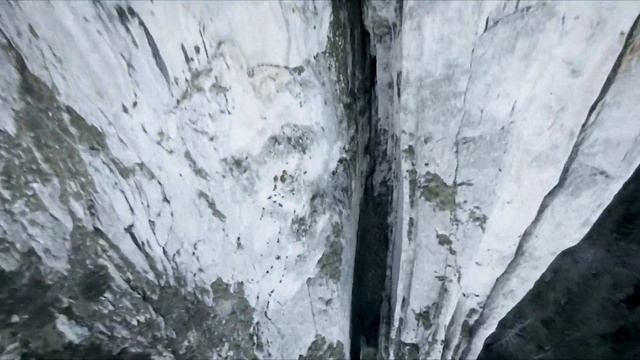 COLA FPV : GET IN THAT CRACK смотреть онлайн