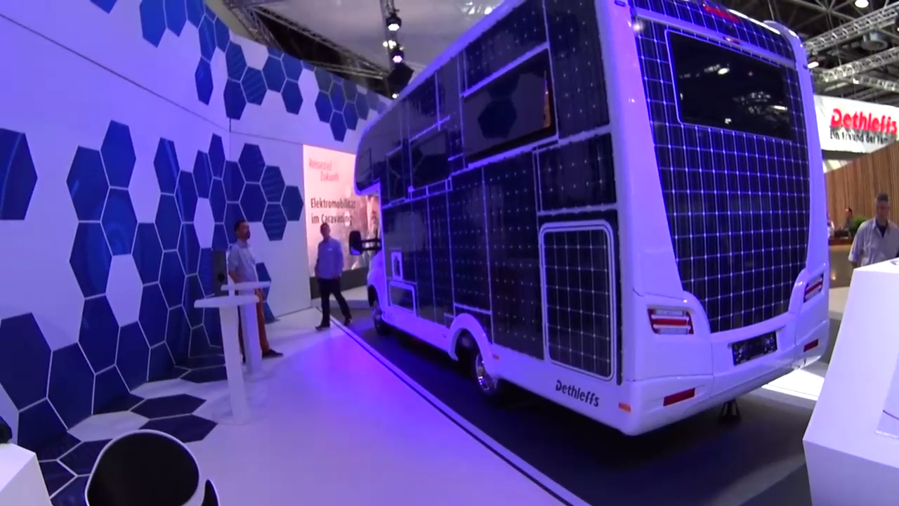 Обзор полностью электрического автодома E-Home от Dethleffs, возможно скоро в России. смотреть онлайн