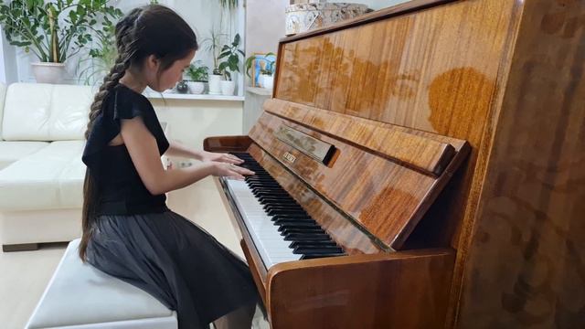 Гамма "Си мажор" Маргарита Тебенькова, 3-й класс смотреть онлайн