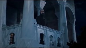 Хатидже играет на скрипке. Великолепный век