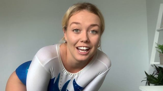 GYMNASTICS LEOTARD TRY ON // Ex-gymnast trying on old leotards // Trying old gymnastics skills смотреть онлайн