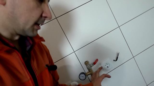 Полусухая стяжка пола в доме. смотреть онлайн