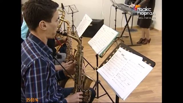 В Сочи будущие работники культуры отмечают праздник смотреть онлайн