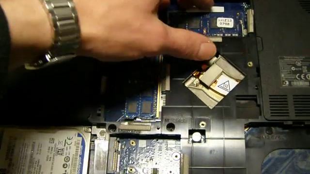 Замена оперативной памяти (ОЗУ) ноутбука смотреть онлайн