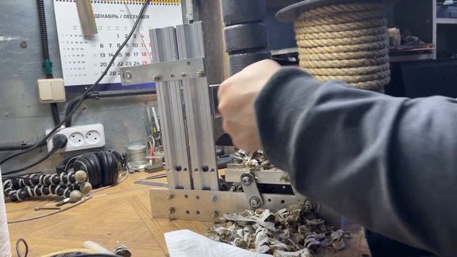 Тестируем клинок из стали PGK. смотреть онлайн