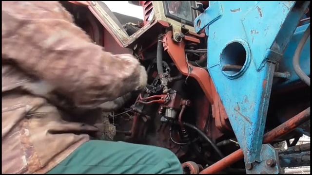 Замена вала ГУРа на ЮМЗ(ЗТМ)-неуправляемый трактор в деревне смотреть онлайн