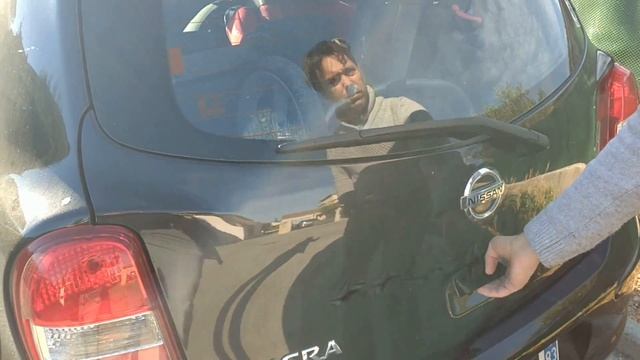 Ranger une poussette trio trois roues bébé confort dans un petit coffre смотреть онлайн