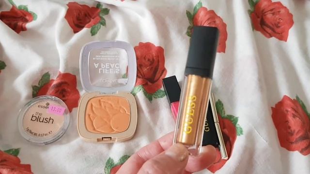 Отдаю косметику в хорошие руки смотреть онлайн