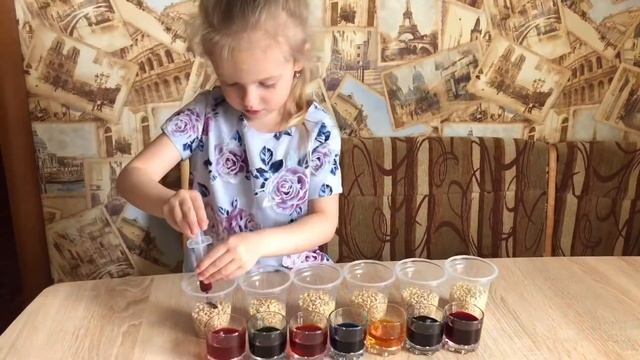 Как окрасить крупы и макаронные изделия пищевым красителем.