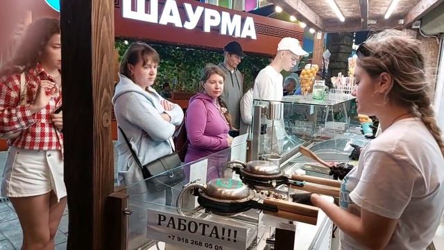 Гонконгские вафли. Вкусный десерт на Паралии. смотреть онлайн