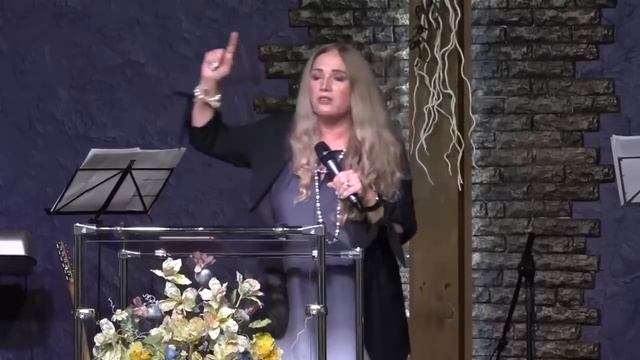 Пасхальное Богослужение/Пастор Наталья Зуева/28.04.2019г. смотреть онлайн