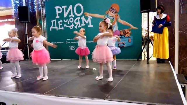 Танец Барбарики #хоббиклуб смотреть онлайн