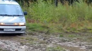 УАЗик и Таун айс на лёгком бездорожье