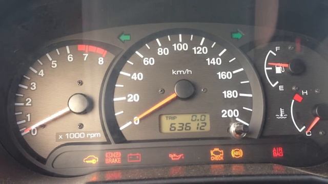 Hyundai Accent ТаГаз завелся в -30 смотреть онлайн