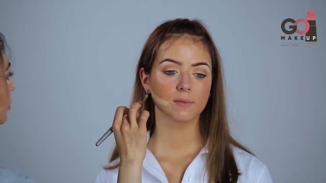 Дневной макияж по типу лица: грушевидный тип смотреть онлайн