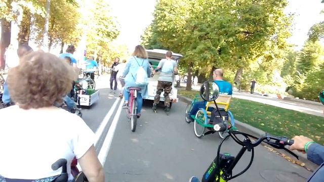 Электропривод Eltreco Sunny на инклюзивном параде Все в движении смотреть онлайн