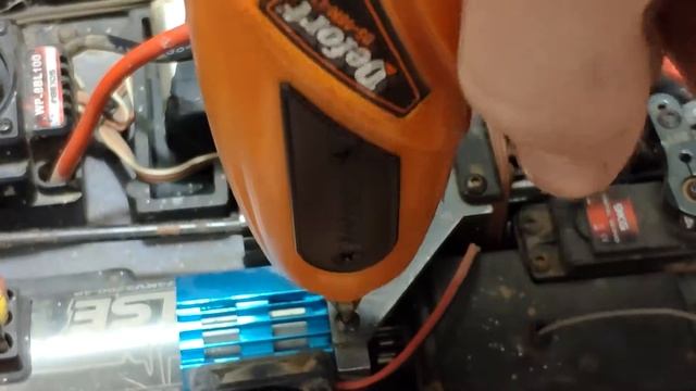 Обзор электро отвертки Defort DS-48N-LT