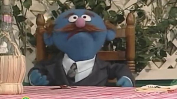 Sesame Street: More Spaghetti | Waiter Grover