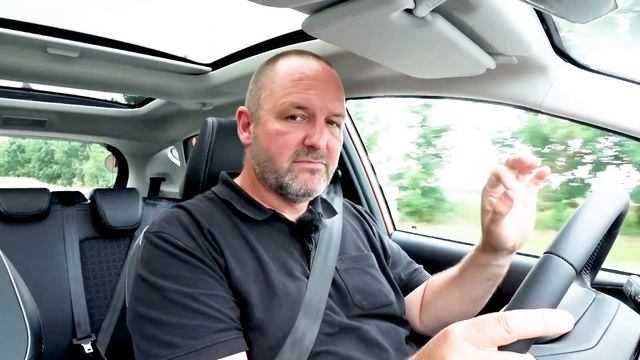 Car Review: 2017 Ford Fiesta Test Drive смотреть онлайн