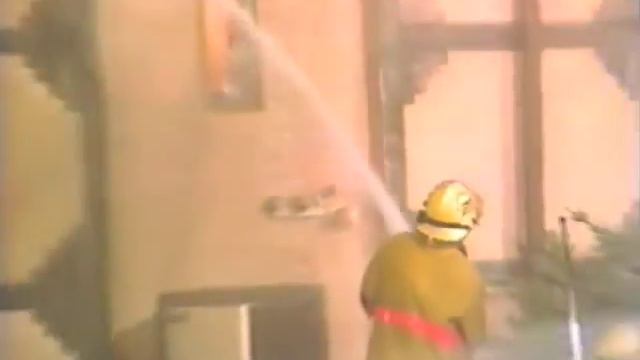 Eric Clapton After Midnight 1988 - Night Time Fire Fighting смотреть онлайн