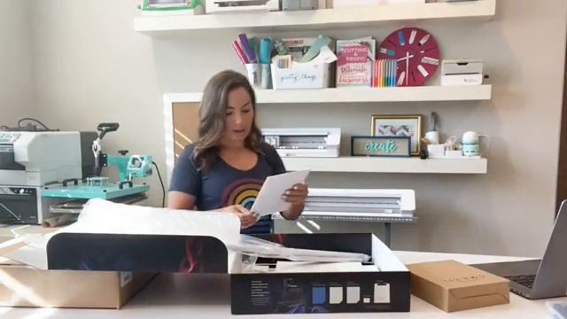 ? How to Make Reusable Stencils! ? UNBOXING: Ikonart Stencil Maker Kit смотреть онлайн