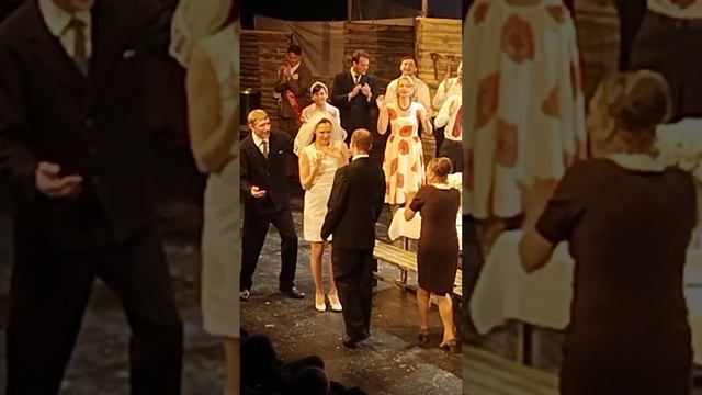 В День свадьбы(2) смотреть онлайн