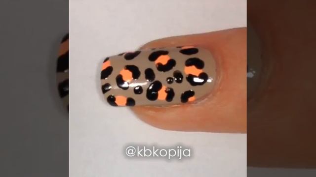 Леопардовый маникюр // Leopard manicure (short tutorial) смотреть онлайн